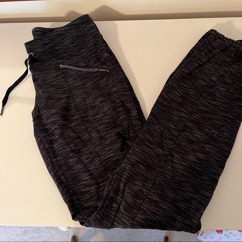 Athleta jogger size XXS excellent pre owned condition.